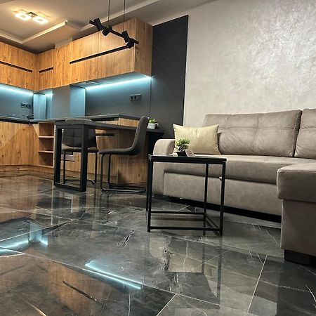 Ka Apartment Luxury 1 Kazanlak Kültér fotó
